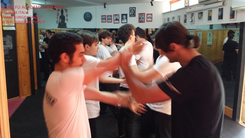 www.kungfuitalia.it  kung fu academy Caserta Italia International Martial Arts Alliance IMAA corso istruttori wing tjun tsun chun difesa personale arti marziali cinesi corso Sifu Mezzone